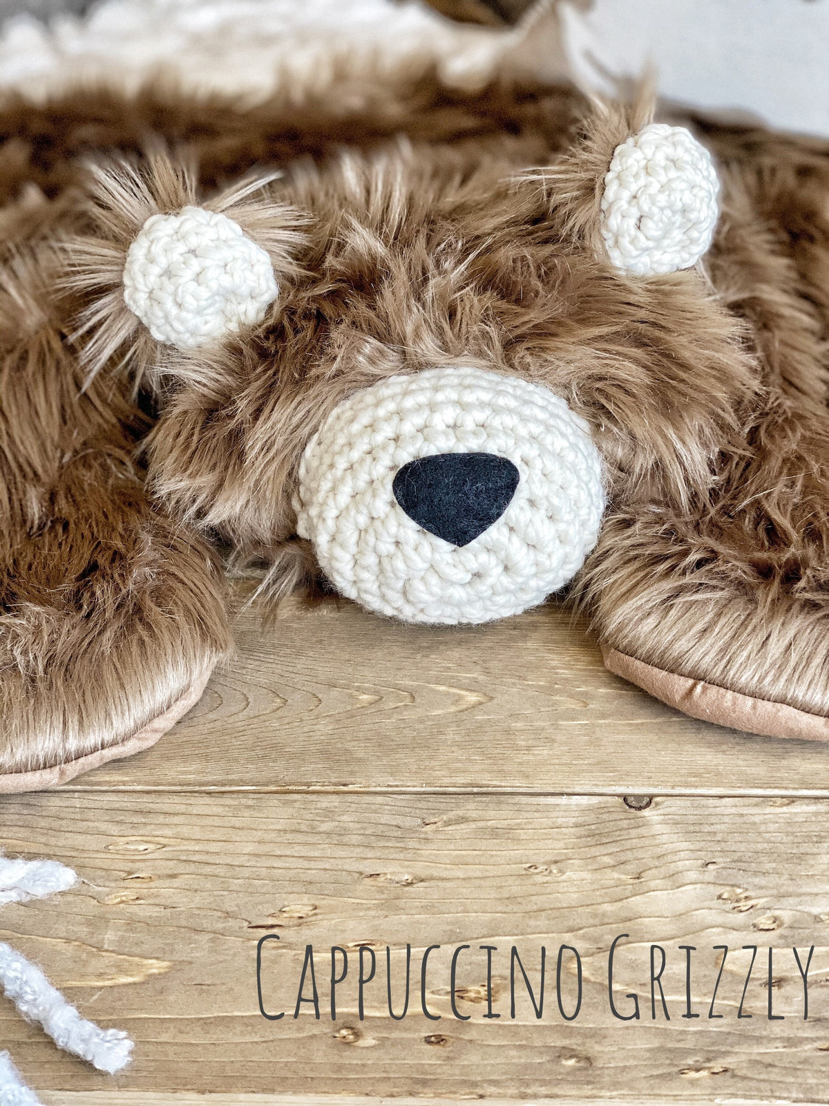 Cappuccino Grizzly Bear Rug in Faux Fur for Forest Nursery