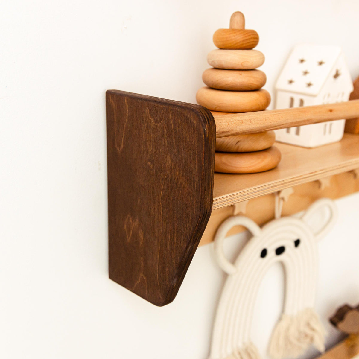 Natural Toddler Shelf for Toys & Books – Montessori Wooden Wall Shelf with Star Hooks – Kids Clothes Rack – Floating Nursery Room Organizer