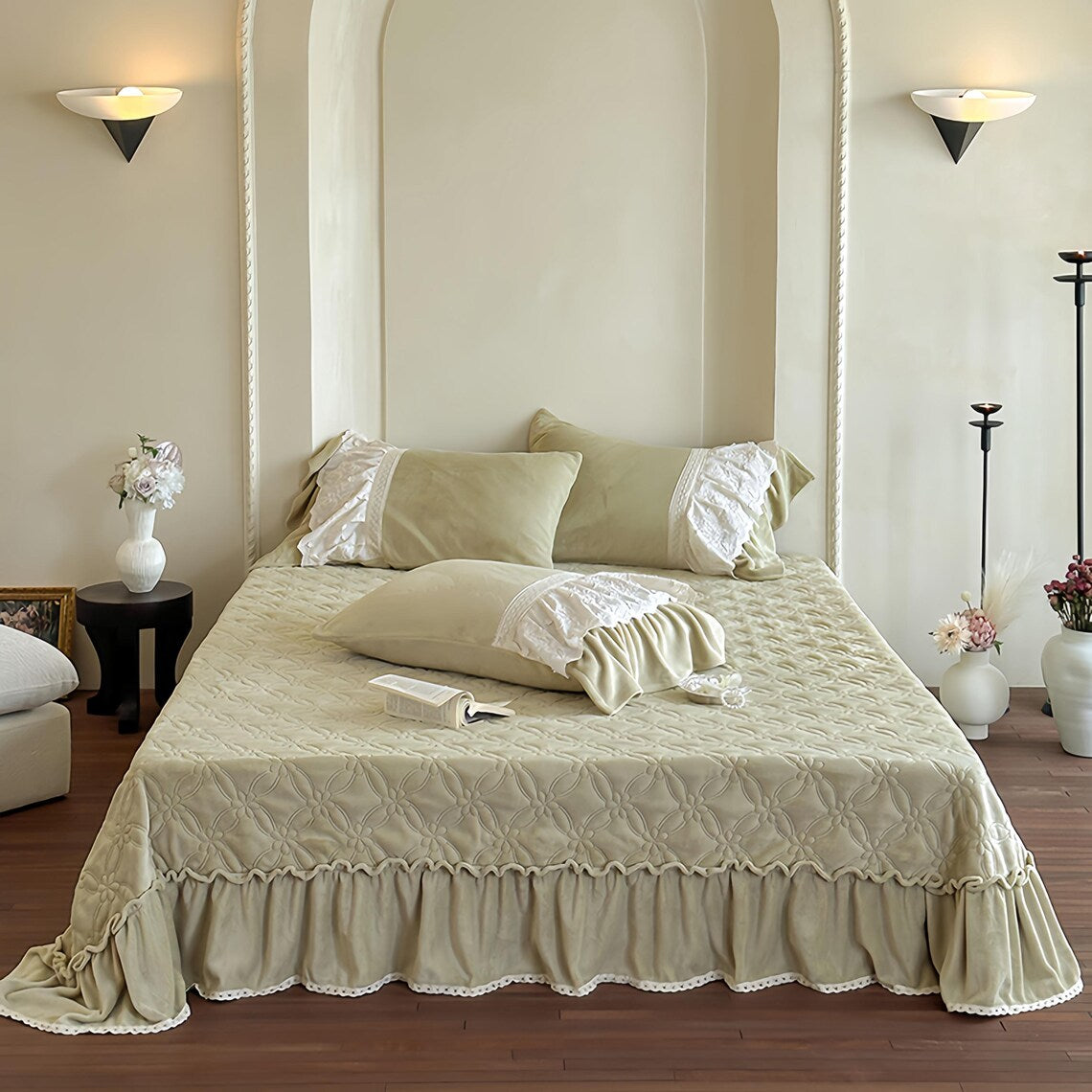 Retro French Fleece Bed Sheet, Luxury Bedroom Decor