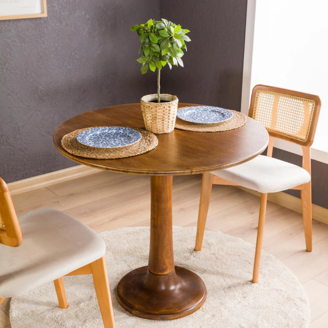 Round Dining Table with Tulip Leg Solid Wood Table, 2 to 6 Seat Person Dining Room Table, Circular Table Kitchen Diningroom Furniture