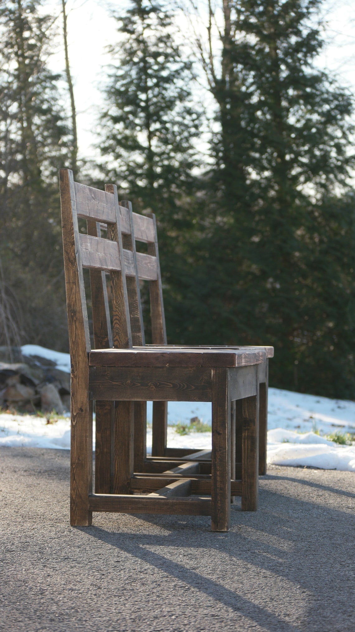 Sturdy Cabin-Style Rustic Dining Chair