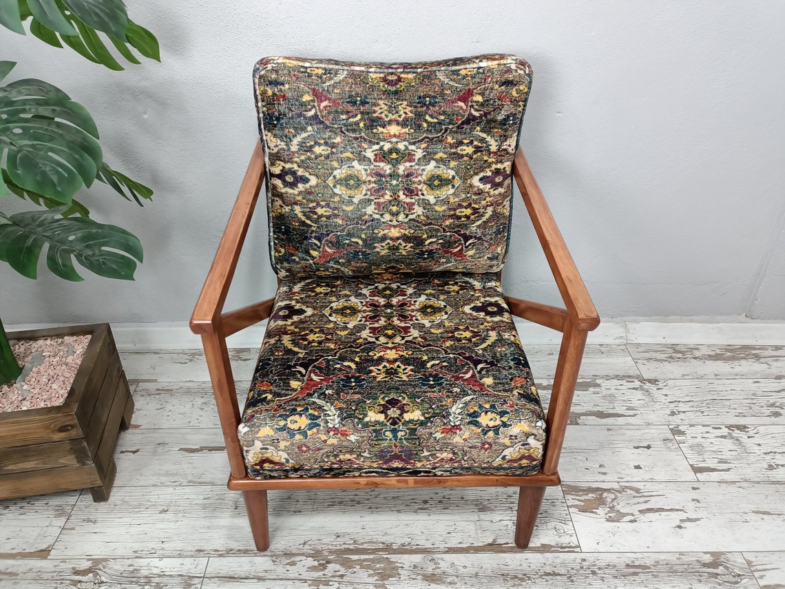 dining chair, accent chair, desk chair, father chair, bohemian couch, handmade couch, lounge chair, saloon sofa, living room chair