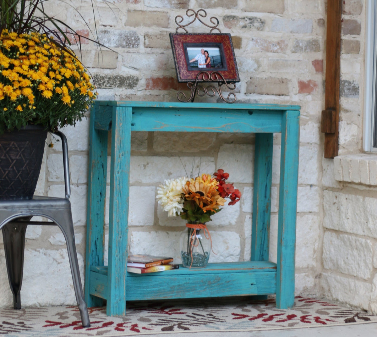 Small Turquoise Entry Console