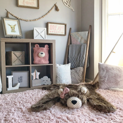 Cappuccino Grizzly Bear Rug in Faux Fur for Forest Nursery