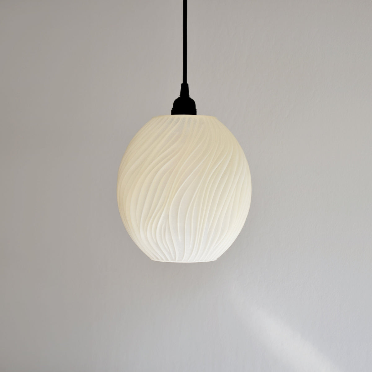 Mycota Ribbed Pendant Lamp with Organic 3D-Printed Shade