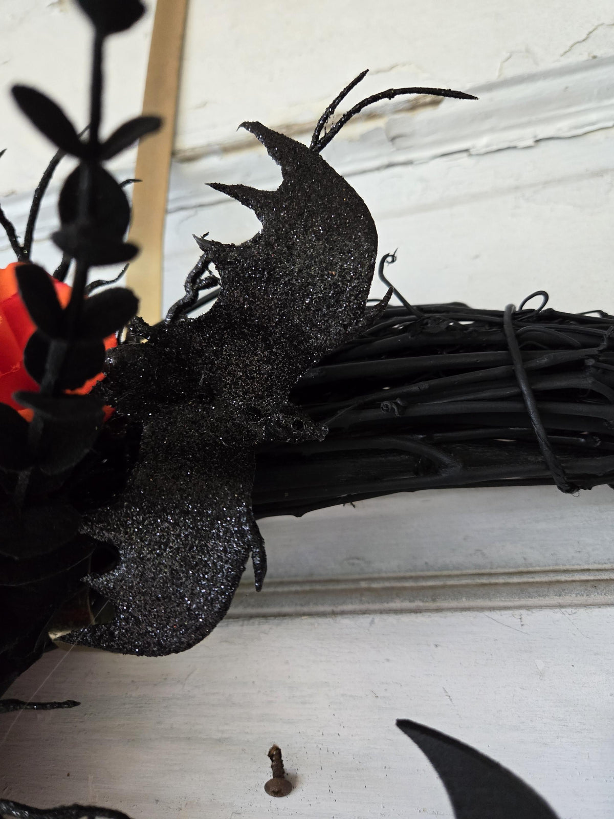 Halloween Witchy Cat Moon Wreath w/ Orange Roses & Bats • Gothic Celestial Door Hanger • Spooky Fall Trick-or-Treat Decor • Cat Lovers Gift