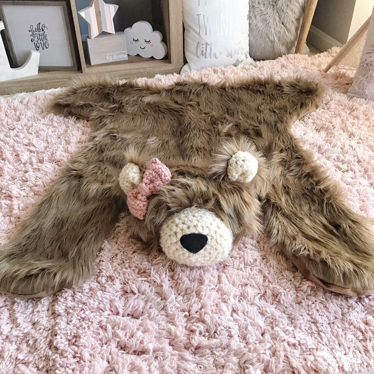 Cappuccino Grizzly Bear Rug in Faux Fur for Forest Nursery