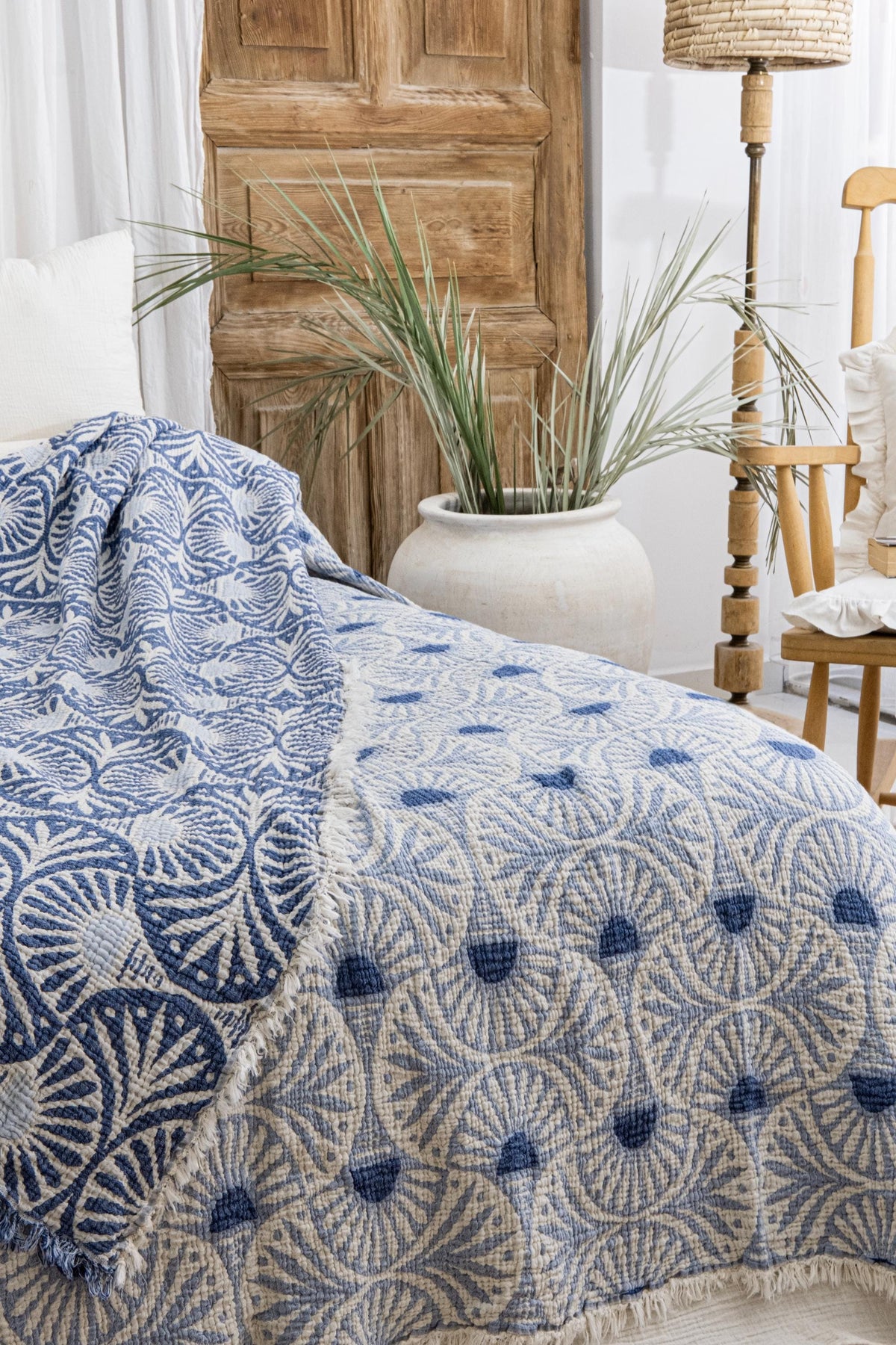 Blue Ginkgo Muslin Bed Blanket, 100% Turkish Cotton King Size Bedspread, Lightweight Reversible Gauze Blanket, Boho Bedding