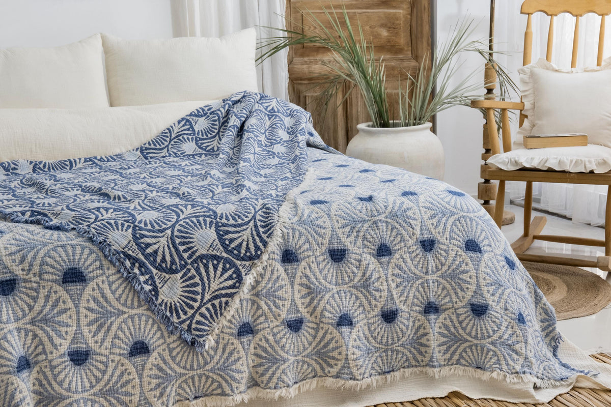 Blue Ginkgo Muslin Bed Blanket, 100% Turkish Cotton King Size Bedspread, Lightweight Reversible Gauze Blanket, Boho Bedding