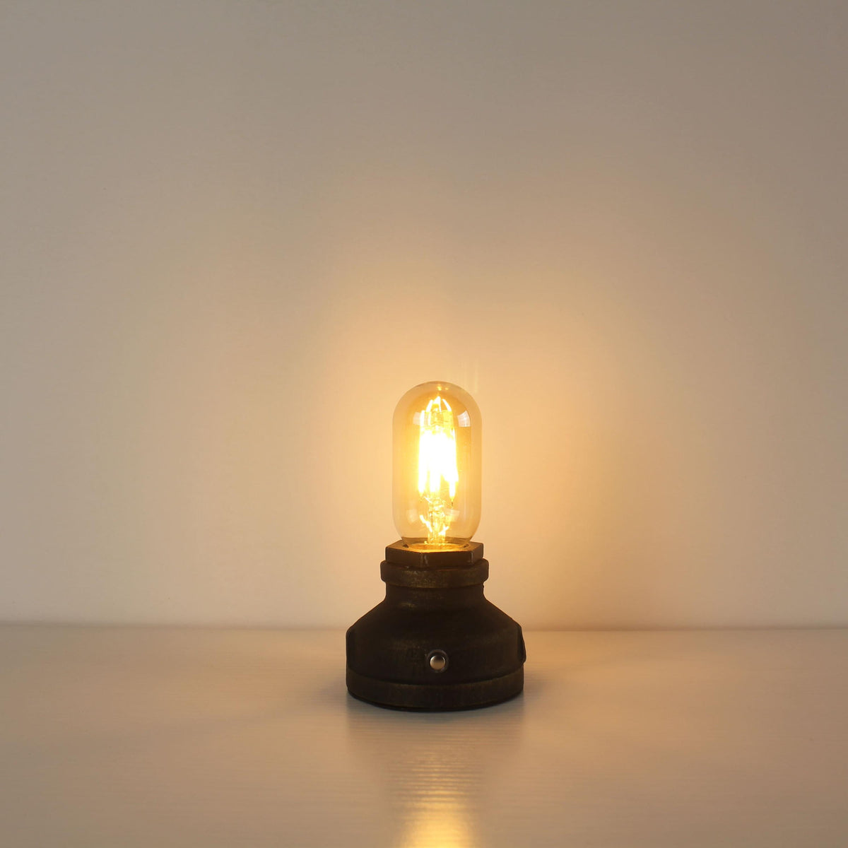 Cordless Cast Iron Table Lamp with Touch Dimming & Edison LED Bulb