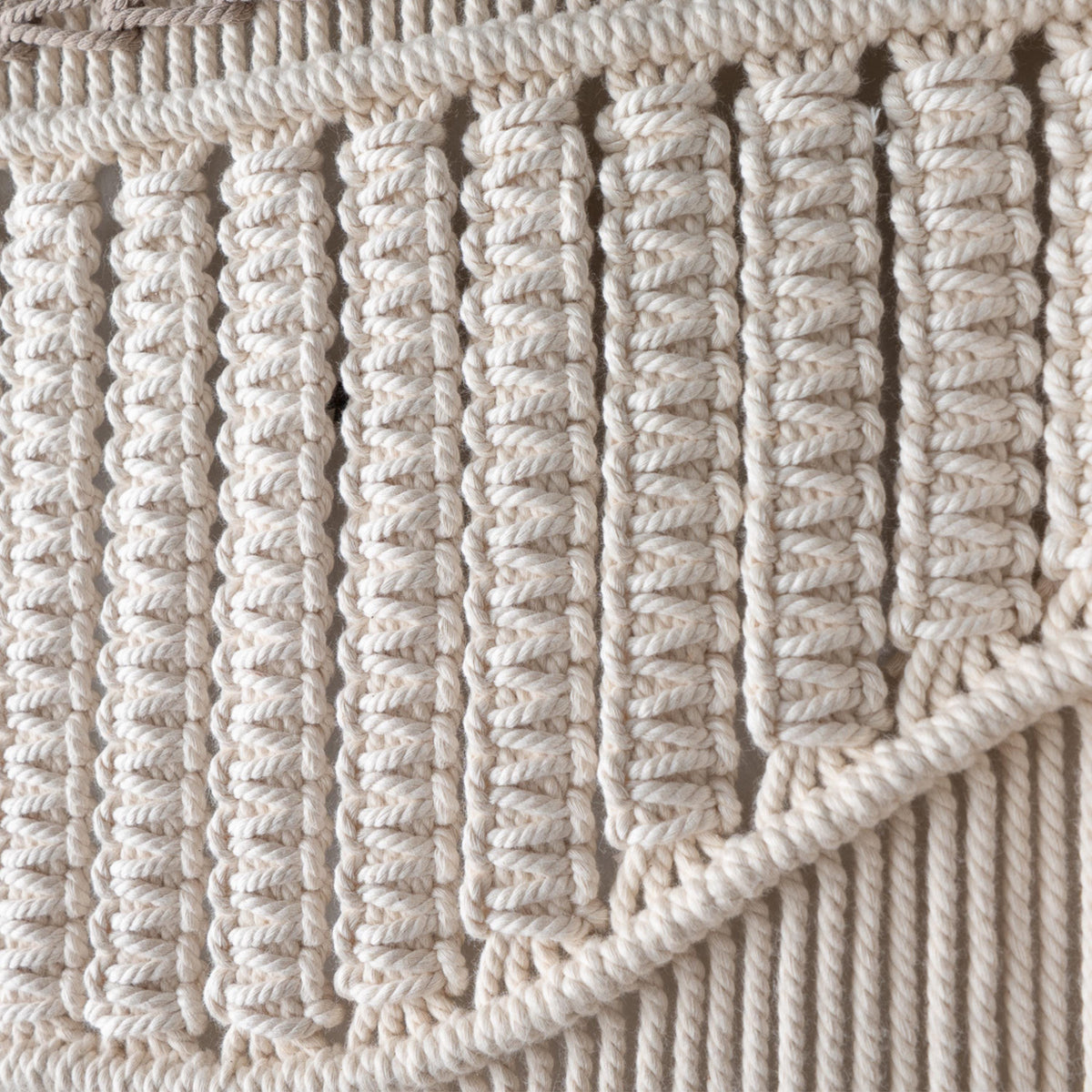 Extra Large Neutral Macrame Wall Art – Handmade Woven Tapestry with Teak Wood Bar, Textured Bohemian Wall Decor for Bedroom or Living Room