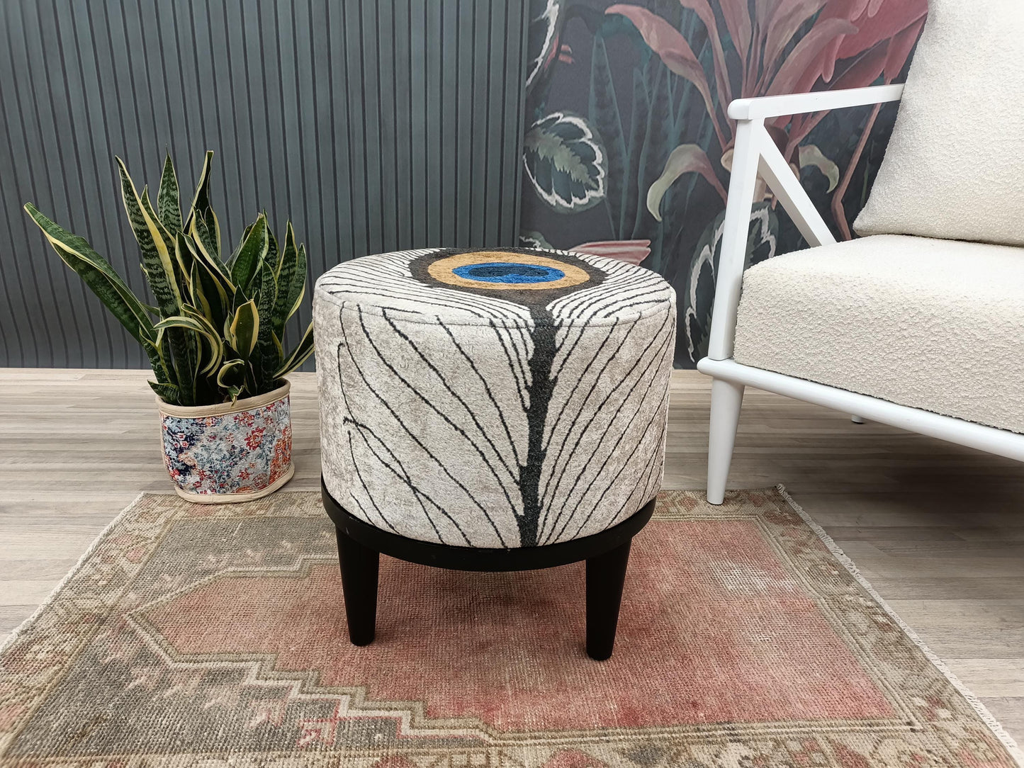 Ottoman chair, Accent chair, Bohemian chair, Footstool pouf, Entry chair, Peacock chair, Lobby stool, Retro chair, Upholstered bench