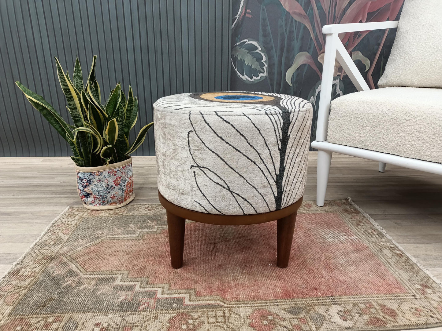 Ottoman chair, Accent chair, Bohemian chair, Footstool pouf, Entry chair, Peacock chair, Lobby stool, Retro chair, Upholstered bench