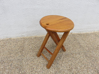 Folding wooden stool in the style of Roger Tallon or Adrian Reed, 1970s-1980s vintage wood folding stool