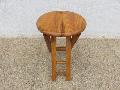 Folding wooden stool in the style of Roger Tallon or Adrian Reed, 1970s-1980s vintage wood folding stool