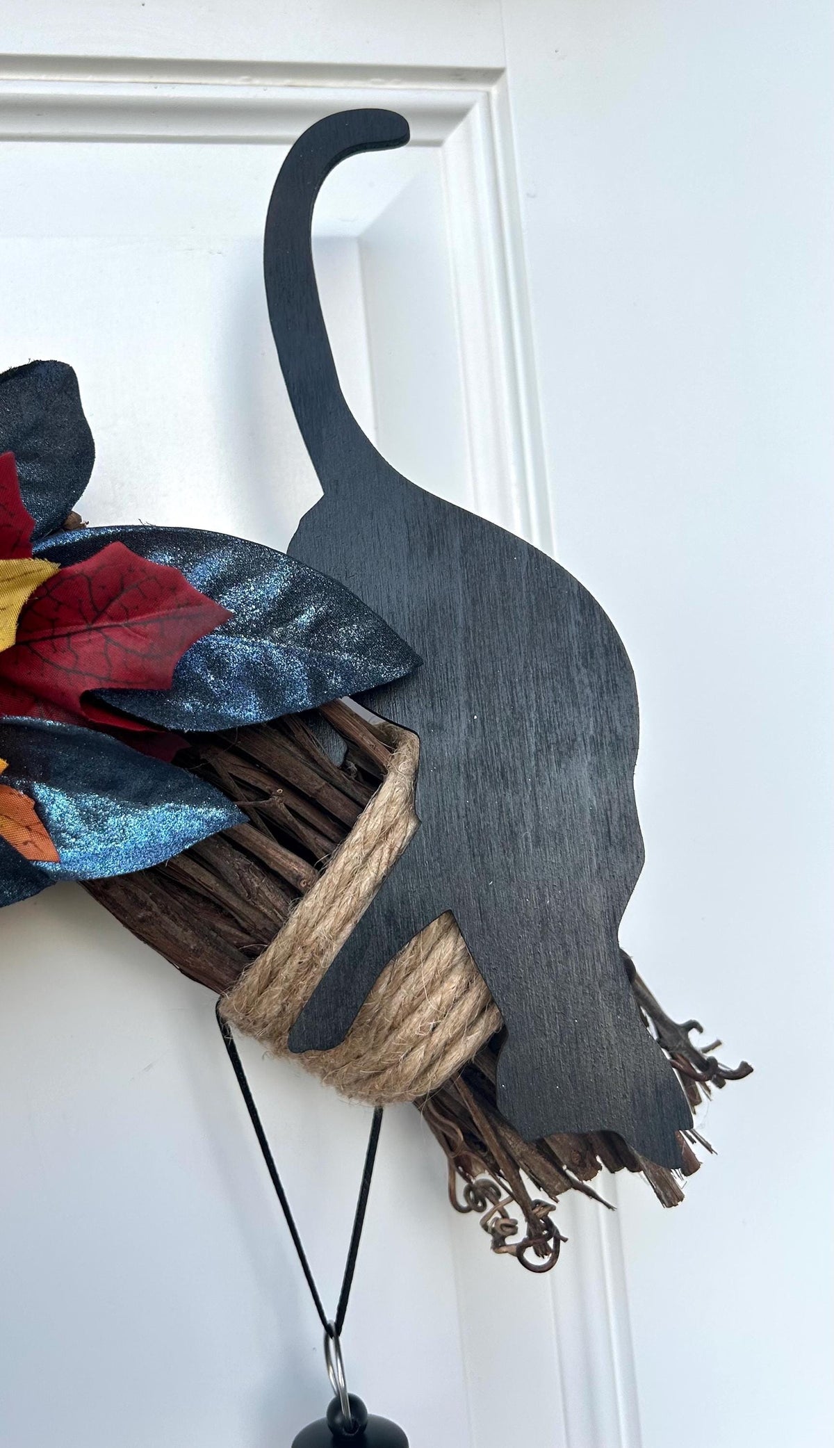 Black Cat Halloween Wreath:LED Lantern,Halloween Door Decor,Pumpkins,October Front Door Hanger,Autumn Boho Dec,Spooky Half Moon Kitty Wreath