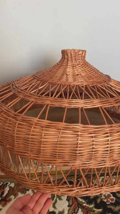 Natural Rattan Pendant Light with Round Wicker Shade